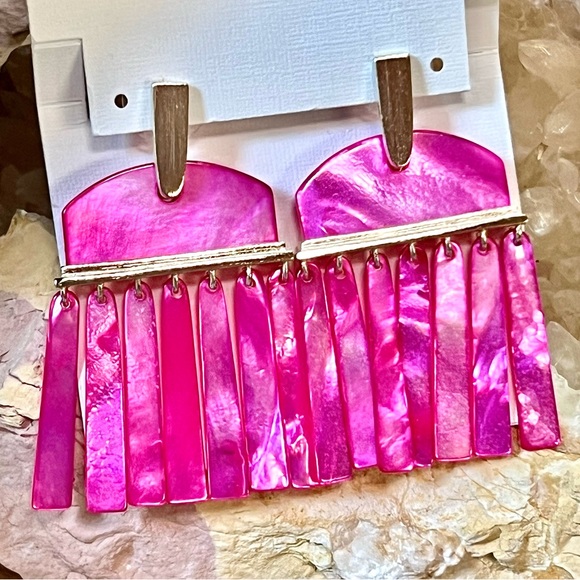 πΊπHPππΊ NWT Kendra Scott Mother of Pearl Layne Earrings - Picture 4 of 16